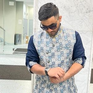 Meet your Posher, Darshan